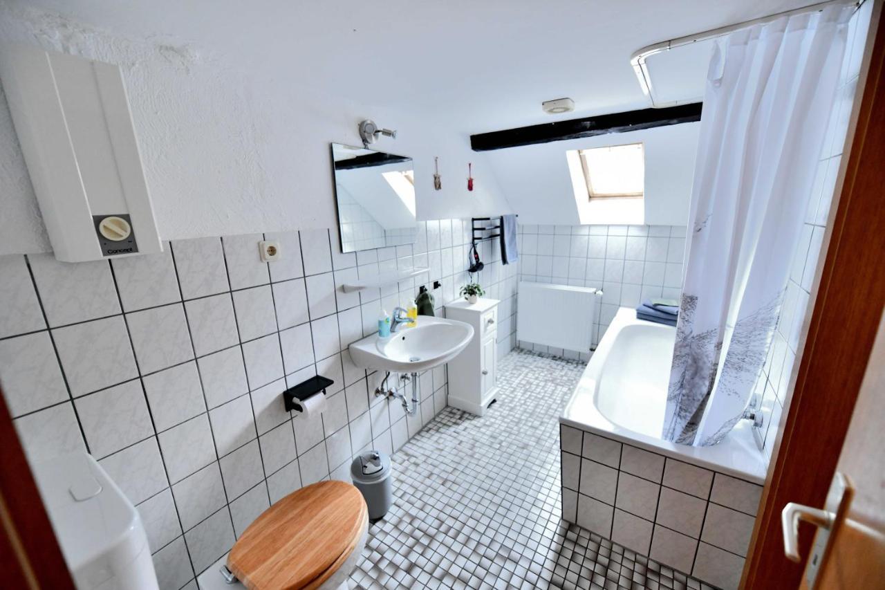 Ferienwohnung Im Alten Bauernhaus Линдлар Экстерьер фото
